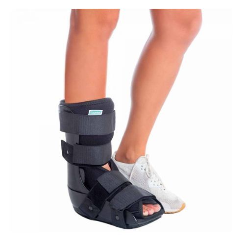 BOTA IMOBILIZADORA CURTA C7094 CHANTAL